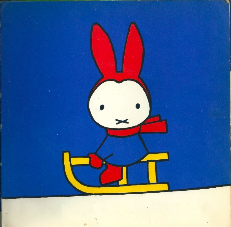 Miffy in the snow-sledge